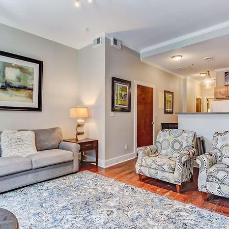 E Bay St Loft By City Market And River Street Savannah Esterno foto
