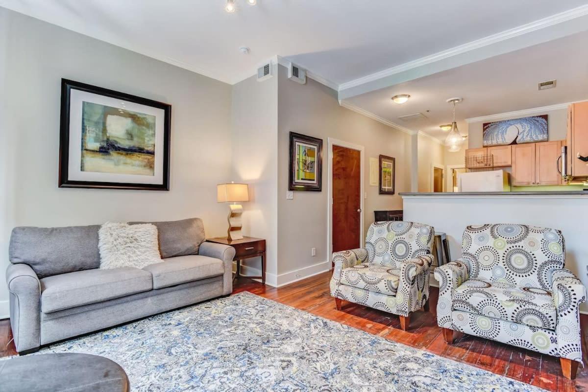 E Bay St Loft By City Market And River Street Savannah Esterno foto